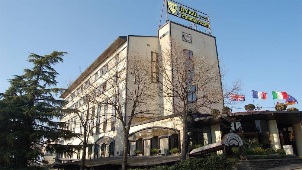 Balletti Palace